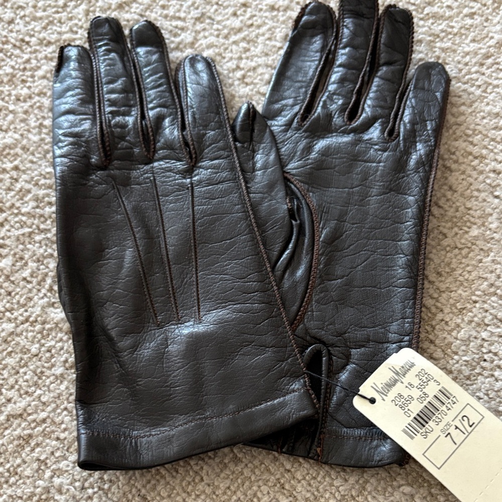 Neiman Marcus Dark Brown Leather Gloves